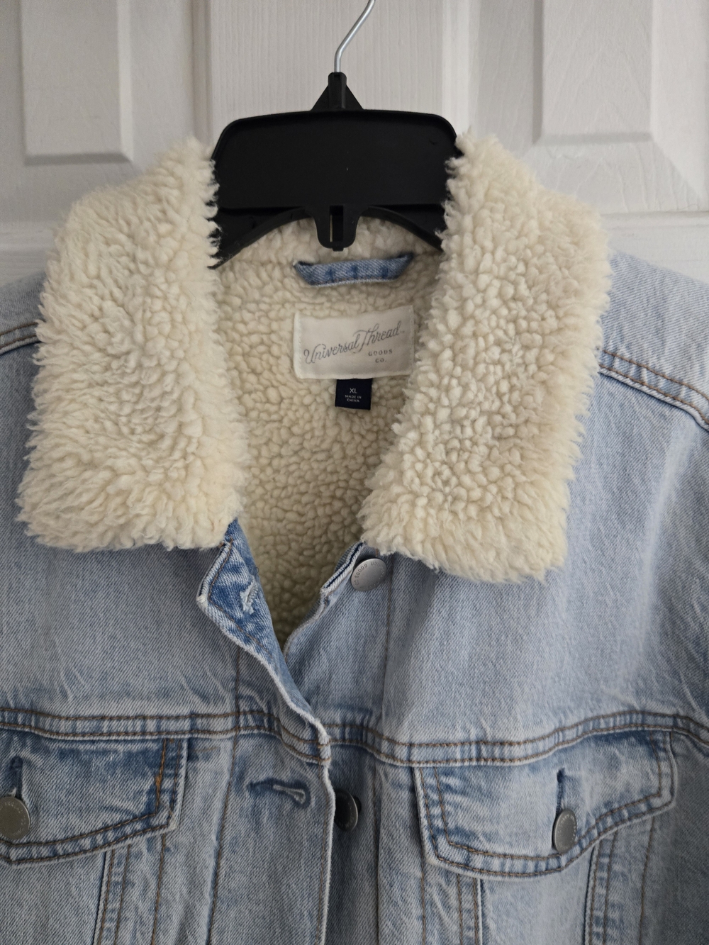 Universal Thread Faux Sherpa Collar Lining Denim Jacket Blue Unisex XL EUC - Picture 2 of 13